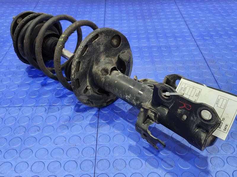 2010-2011 Toyota Prius Front Strut Assembly Right Passenger Side OEM 4851080542 ,RH