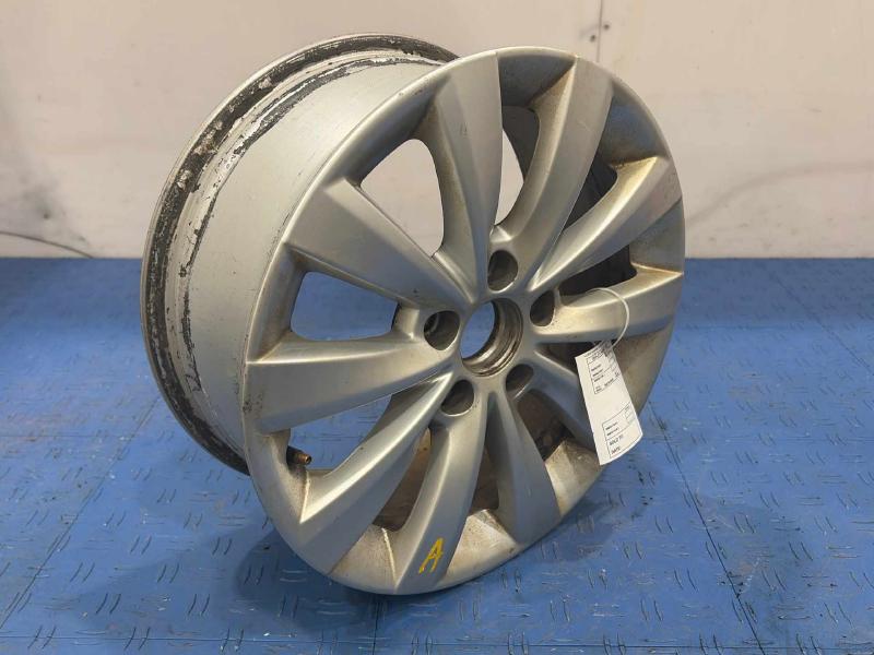 2015 Volkswagen Passat Wheel