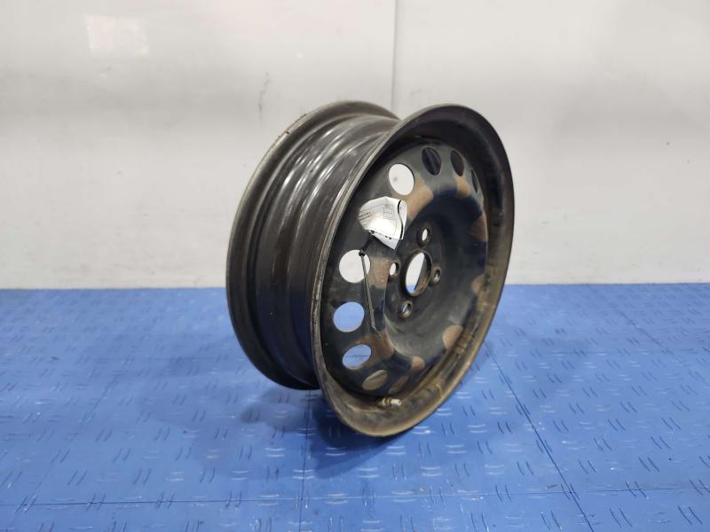 2013 Toyota Yaris Wheel