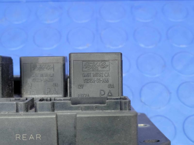 2010 Land Rover Range Rov Cabin Fuse Box