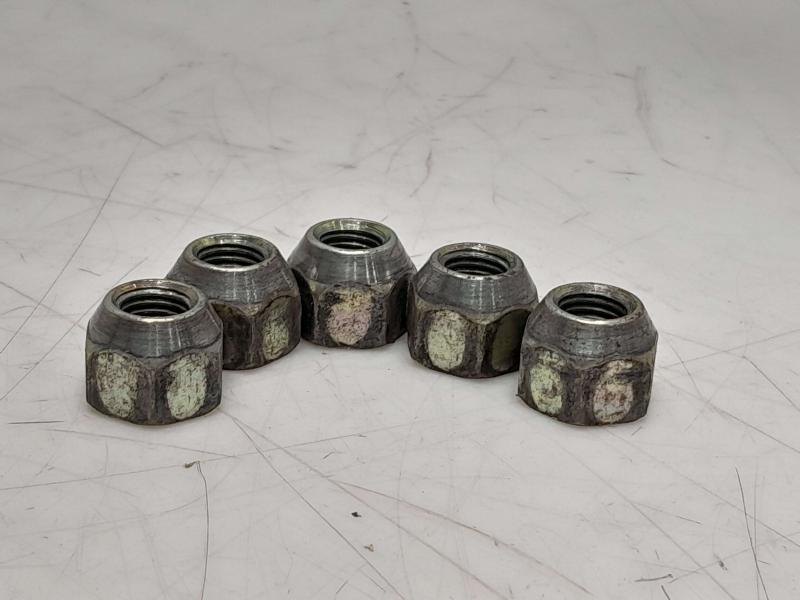 2012 Genesis Genesis Lug Nuts