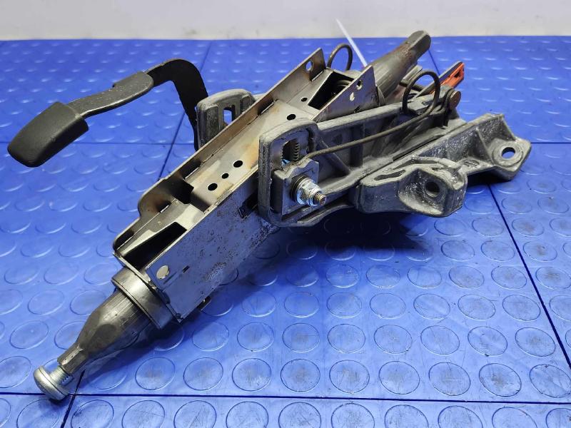 2015 Ford Taurus Steering Column