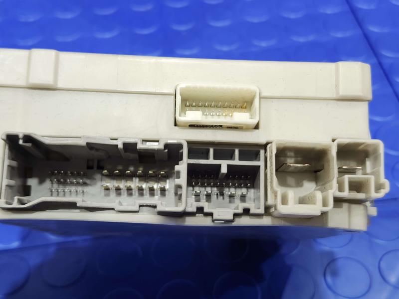 2008 Lexus LS 460 Cabin Fuse Box