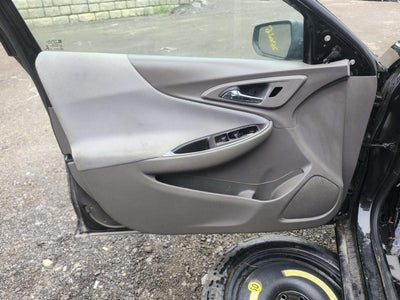 2017 Chevrolet Malibu Front Door Trim Panel