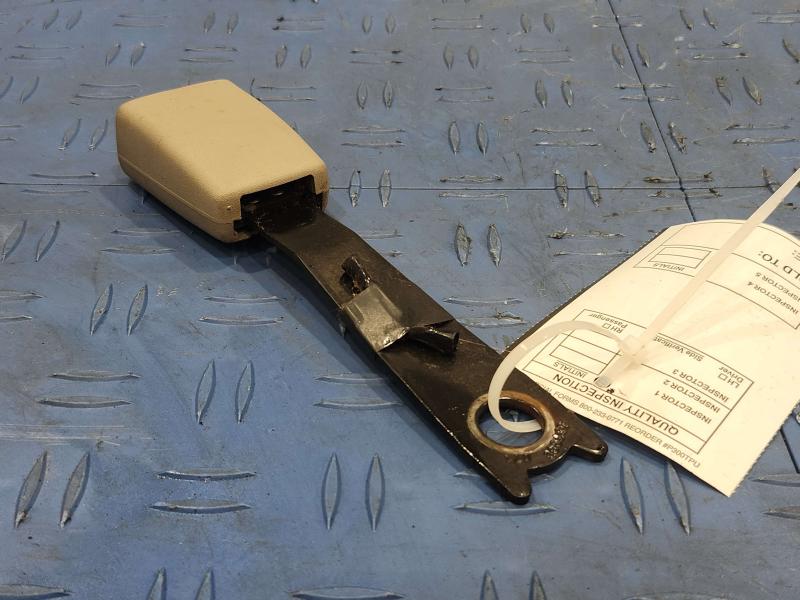 2002 Toyota Camry Front Seat Belt
