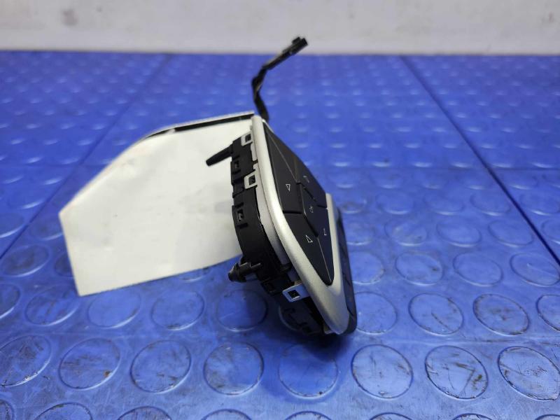 2018-2021 Jeep Compass Steering Wheel EVIC Switch Genuine OEM 5YL19LXHAB