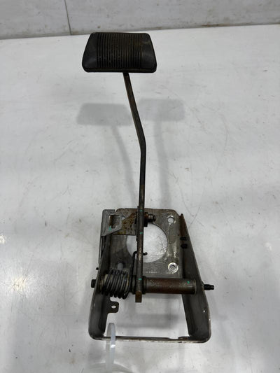2006 Jeep Grand Cherokee Commander NON Adjustable Brake Pedal Assembly OEM 52089244AD