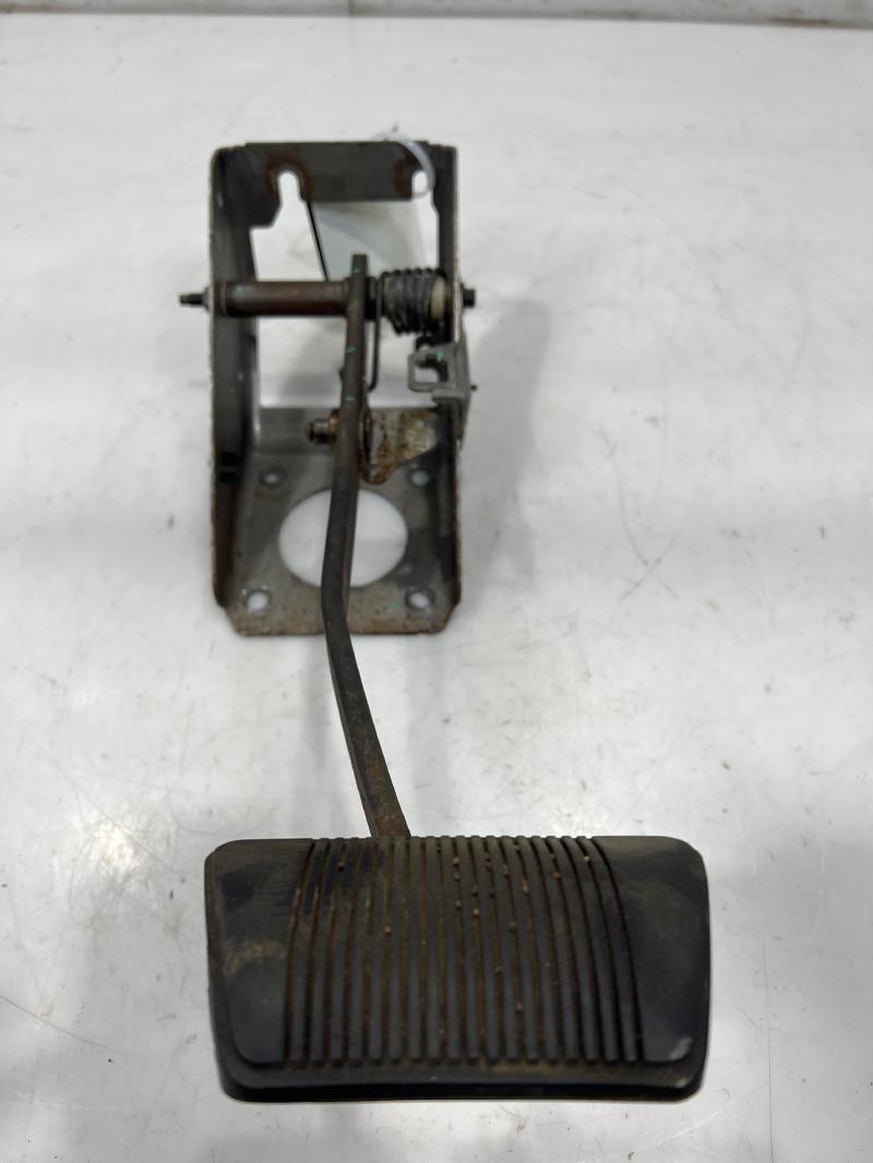 2006 Jeep Grand Cherokee Commander NON Adjustable Brake Pedal Assembly OEM 52089244AD