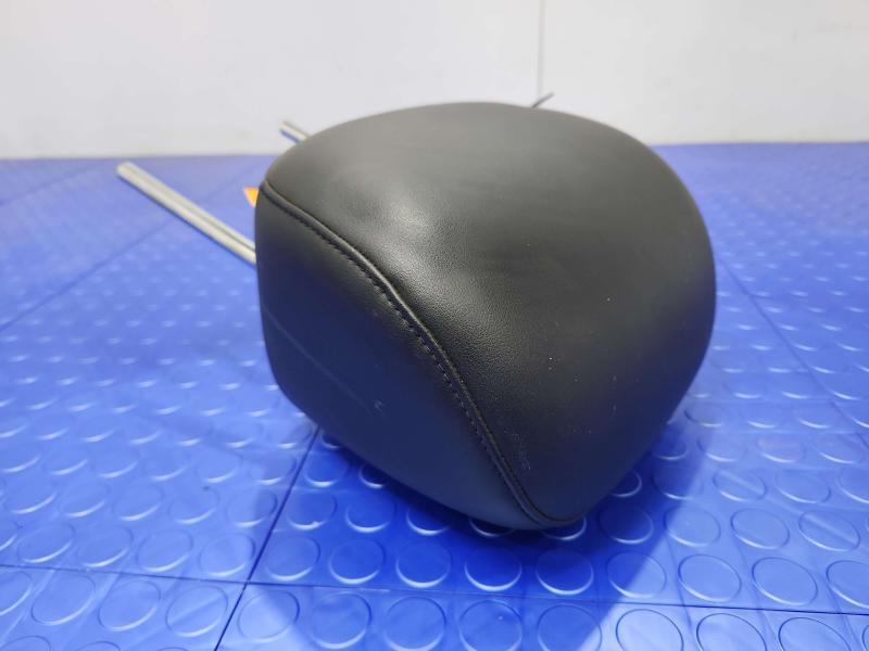 2011 Infiniti QX56 Headrest