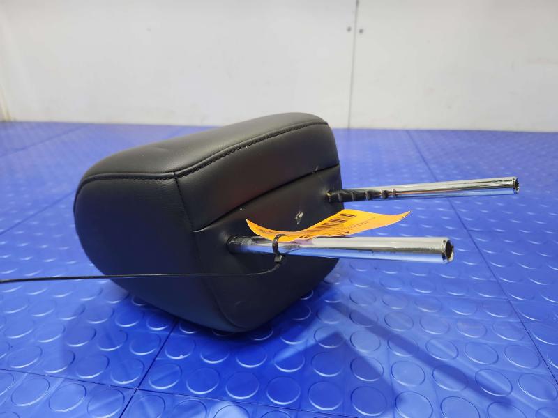 2011 Infiniti QX56 Headrest