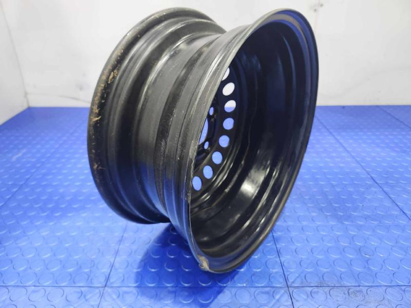 2020 Nissan Versa Wheel