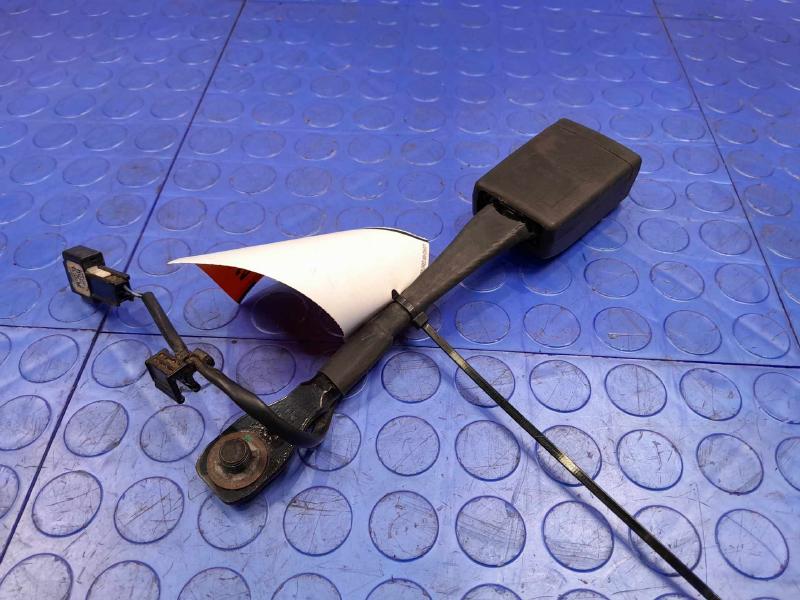 2013 Cadillac ATS Front Seat Belt