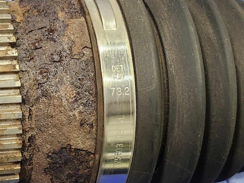 2013 Nissan Juke Axle Shaft