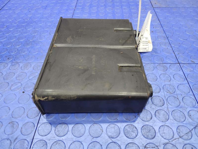 2004 Ford Explorer Evaporator Canister