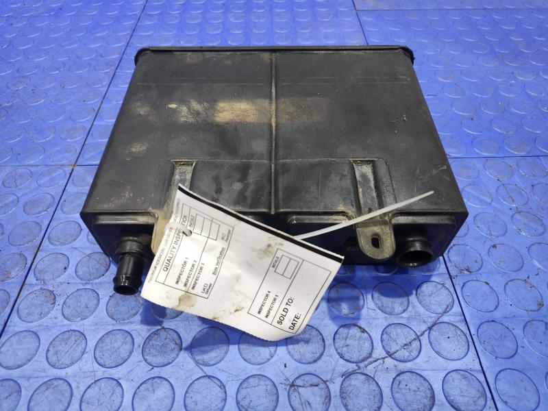 2004 Ford Explorer Evaporator Canister