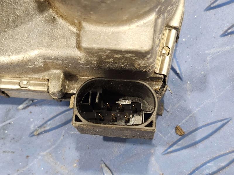 2010 Mercedes ML-Class Throttle Body/Valve Assy