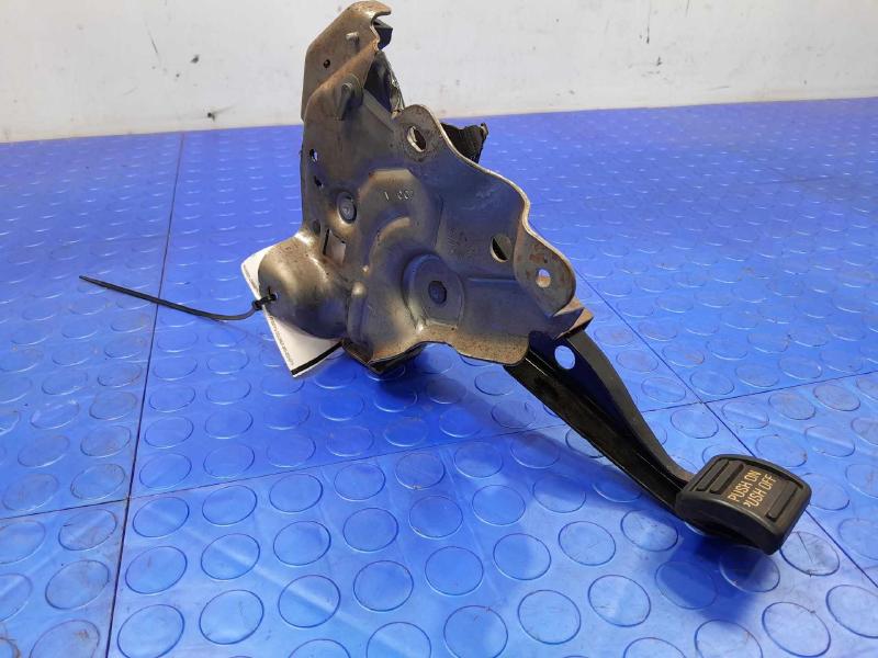 2013-2019 Cadillac ATS Parking Brake Control Lever Pedal Assembly OEM 84460920