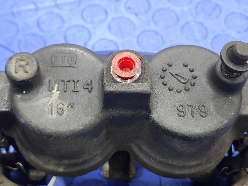 2010 Chevrolet Impala Caliper