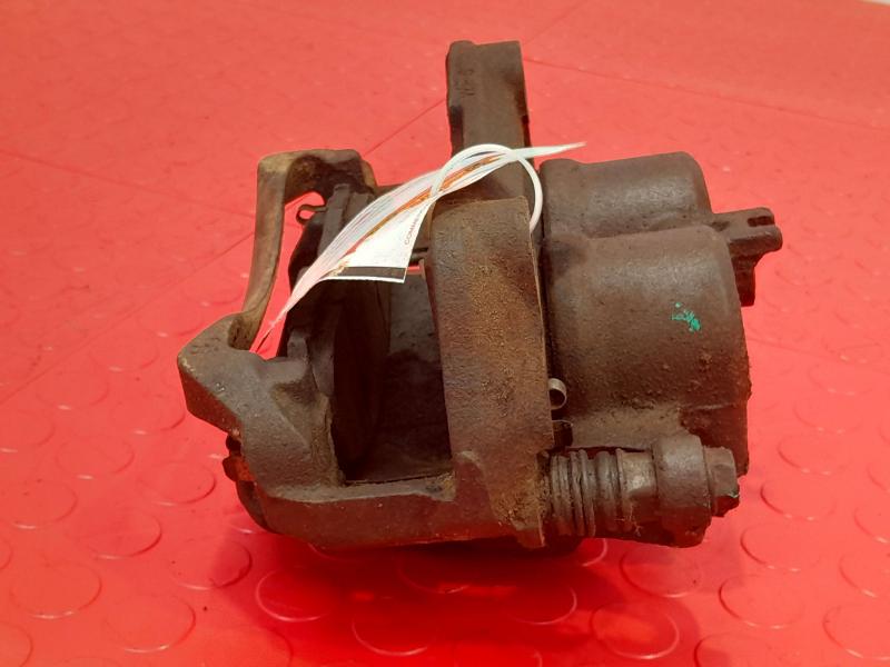 2006 Nissan Pathfinder Caliper