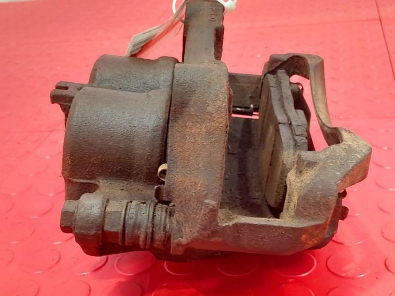 2006 Nissan Pathfinder Caliper