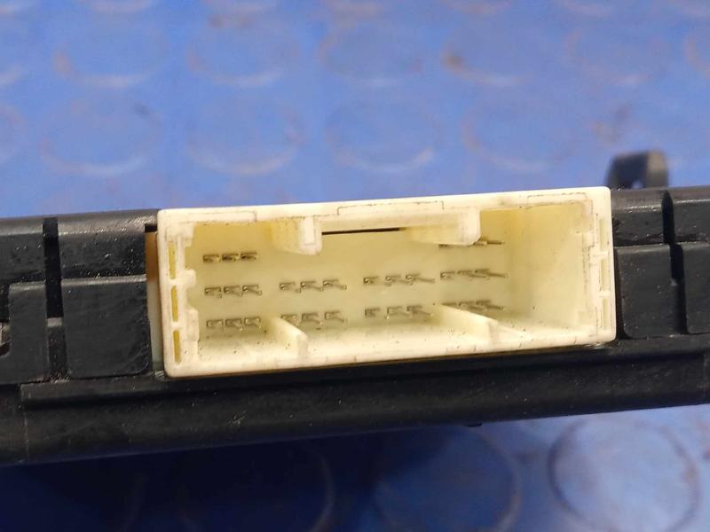 2014 Toyota Corolla Multiplex Network Control Module Genuine OEM 89221-02370