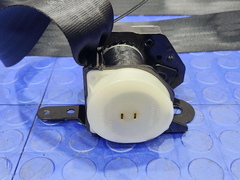 2013 Mazda Mazda2 Rear Seat Belt