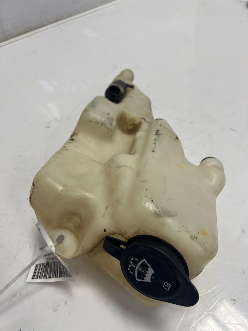 2002 Chevrolet S10 Washer Bottle