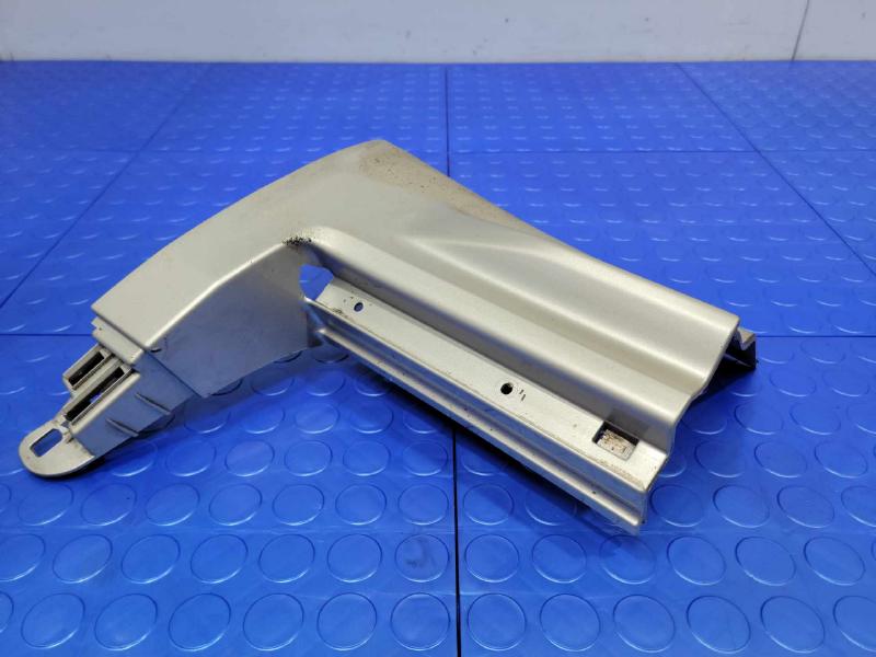 2016 Volvo XC90 Rocker Moulding