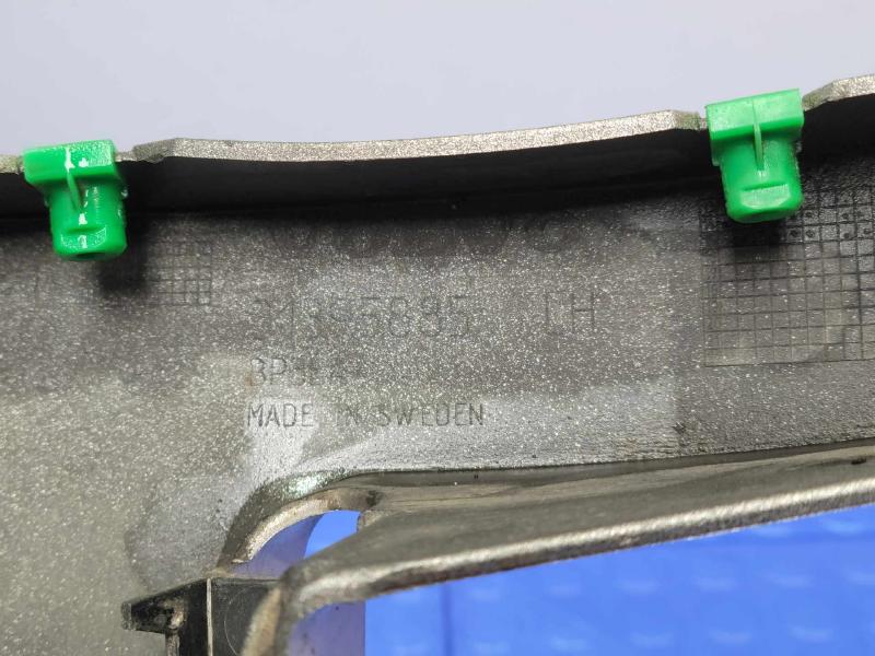 2016 Volvo XC90 Rocker Moulding