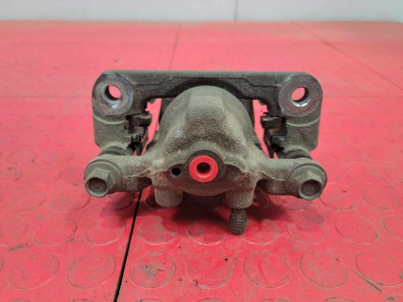 2018 Nissan Rogue Sport Caliper