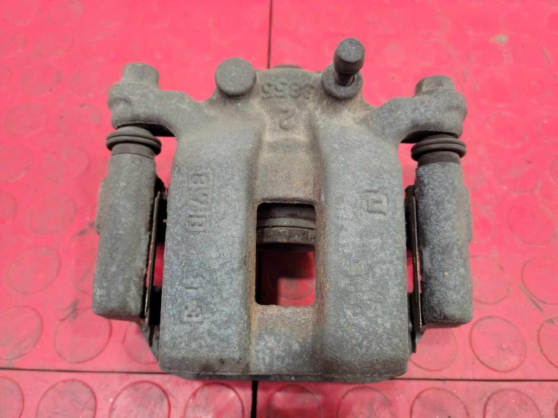 2018 Nissan Rogue Sport Caliper