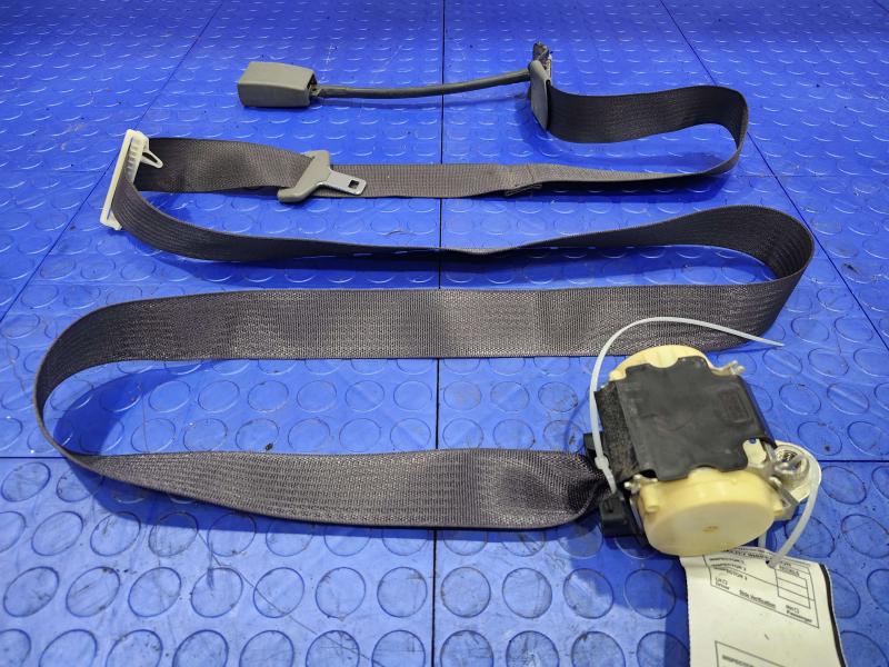 2017 Chevrolet Silverado 2500 Rear Seat Belt