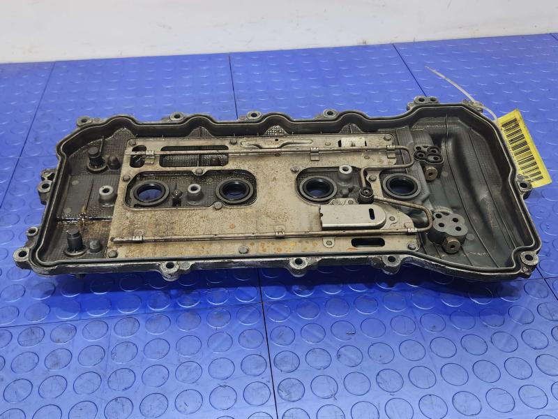 2014 Toyota RAV4 Valve Cover