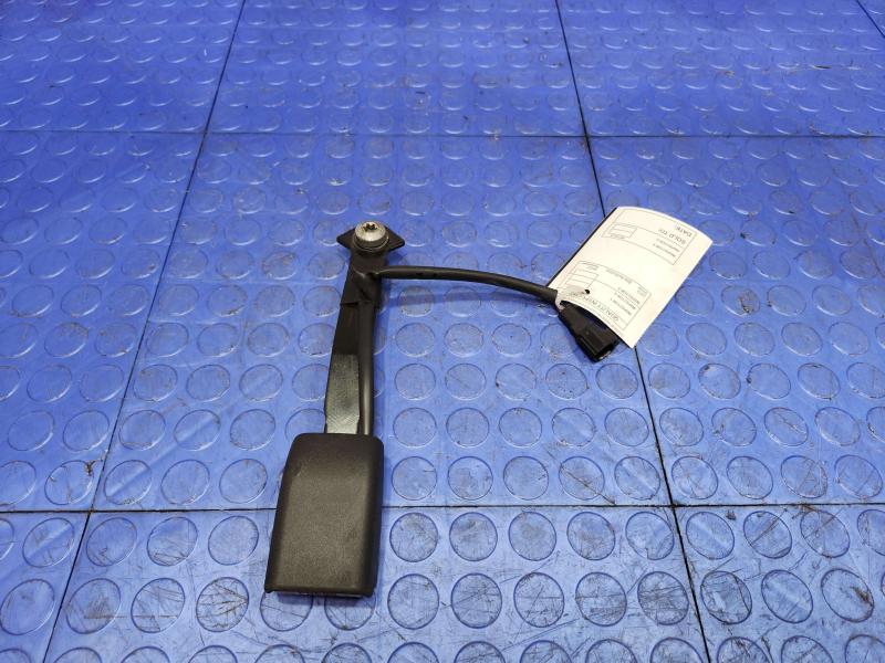 2014 Ford Mustang Front Seat Belt