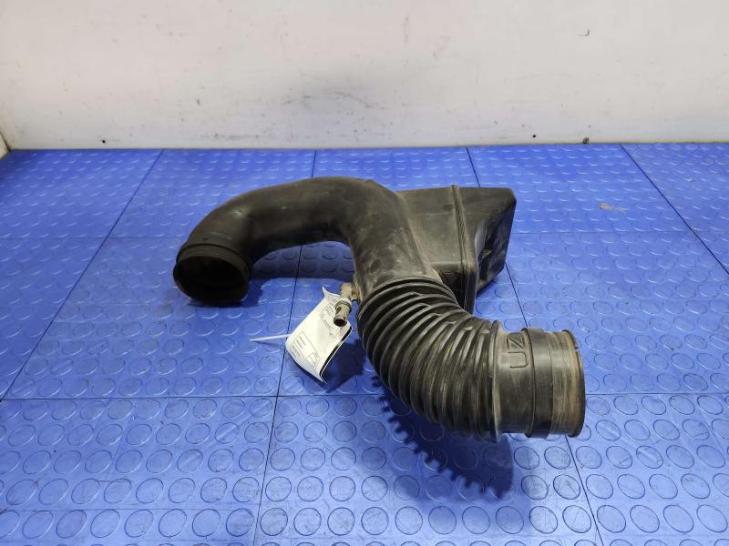 2003 Toyota 4Runner Air Intake Tube/Resonator