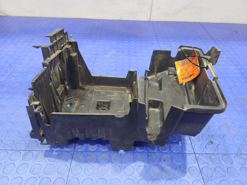 2009 Chevrolet Malibu Battery Tray