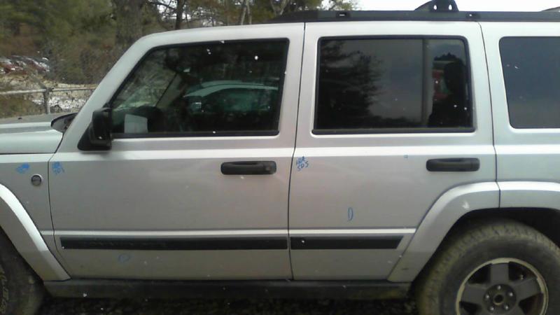 2006 Jeep Commander Info-Gps-Tv Screen