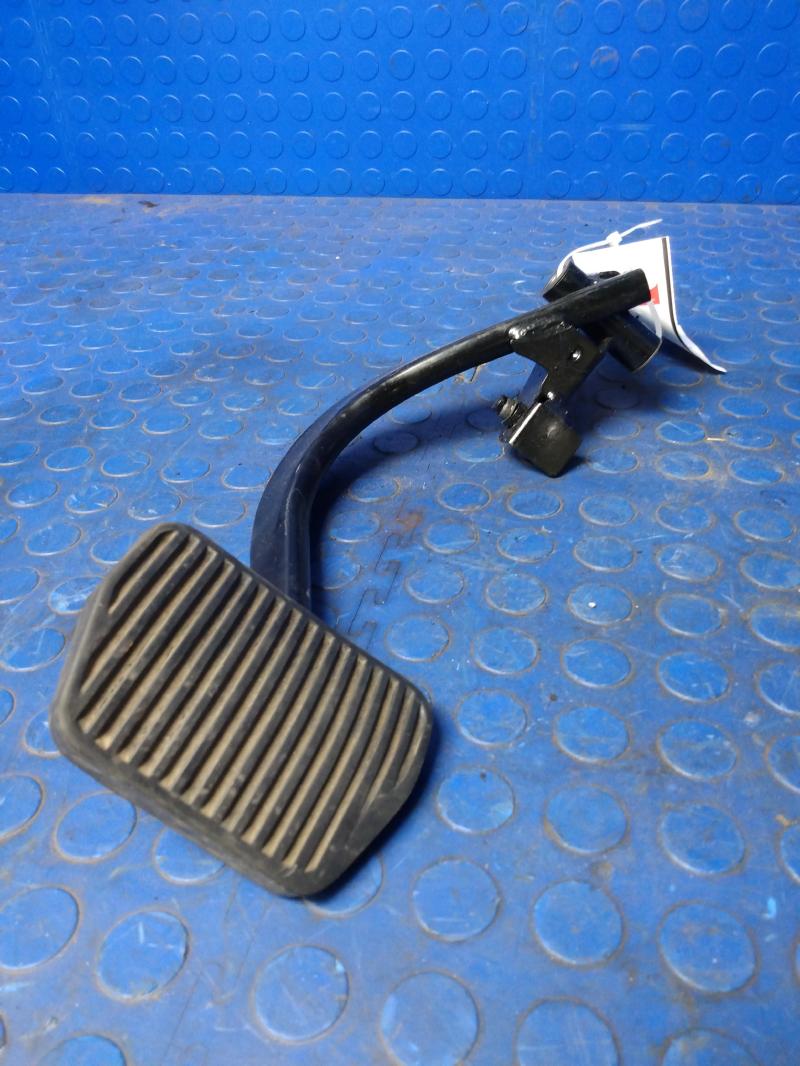 2007 - 2010 Volvo XC90 Brake Pedal Assembly OEM