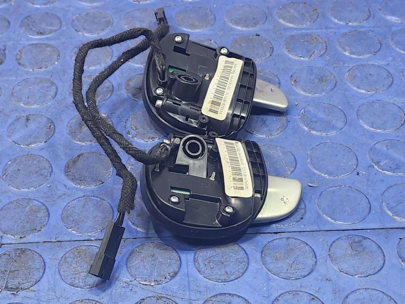 2014-2015 Dodge Durango Steering Wheel Transmission Paddle Shifters OEM 1YR10DX9AC 1YR09DX9AC