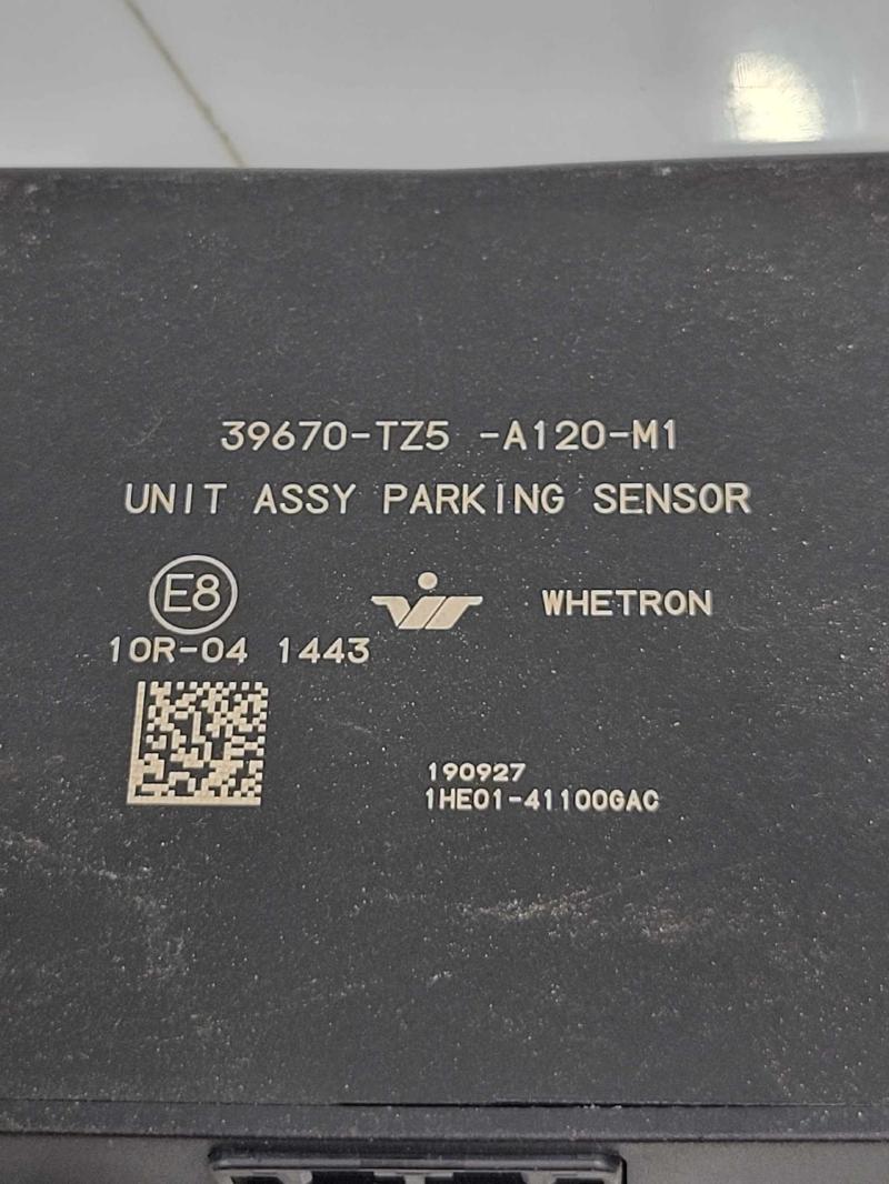 2017 - 2020 Acura MDX Rear Parking Assist Control Module OEM 39670TZ5A12
