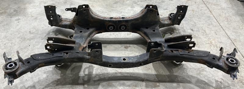 2014 Subaru Forester Crossmember/Cradle/Undercarria