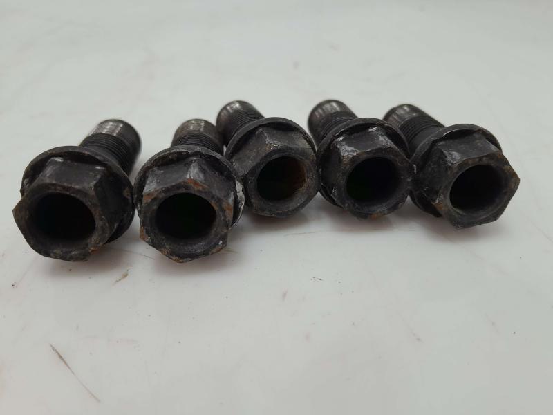 2018 BMW 430i Lug Nuts