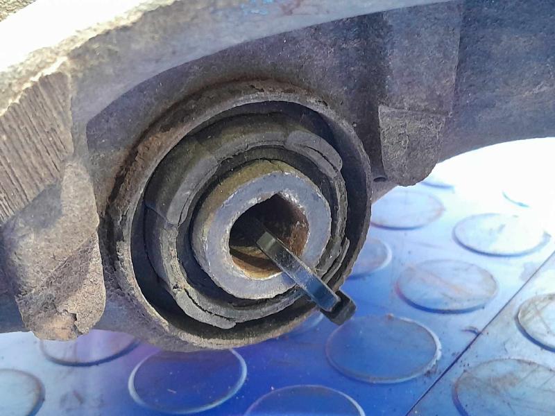 2012 Jeep Liberty Lower Control Arm Front