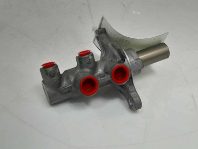 2017 - 2019 Hyundai Elantra Sedan Brake Master Cylinder Assembly OEM 58510F2400