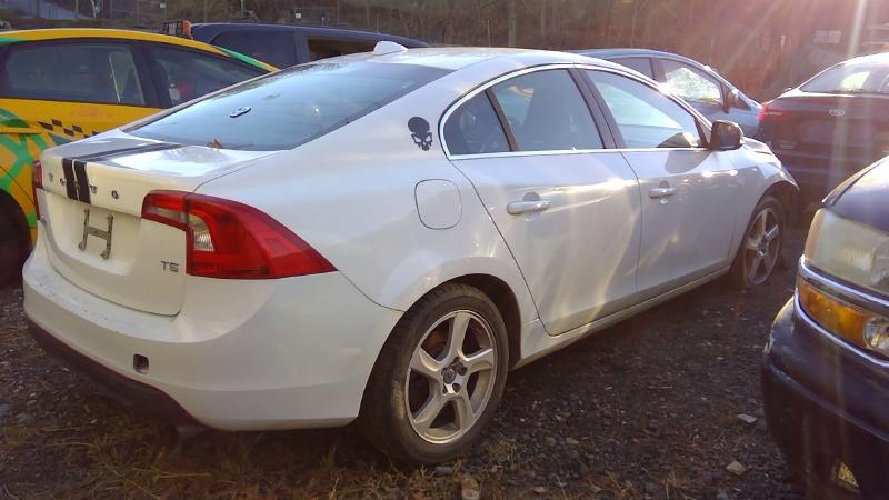 2012 Volvo XC60 Hood