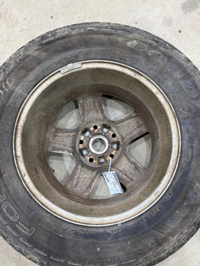 2005 Jeep Grand Cherokee Wheel