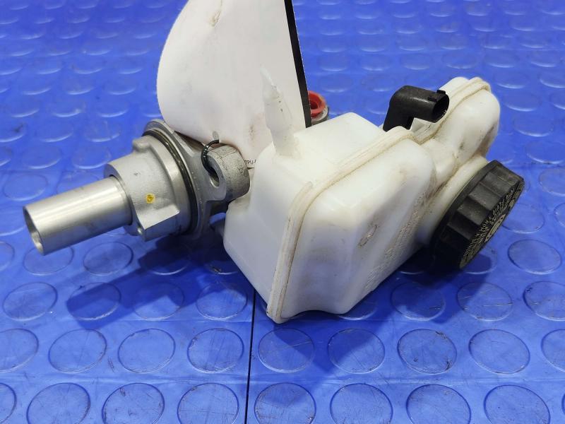 2017 BMW X1 Master Cylinder