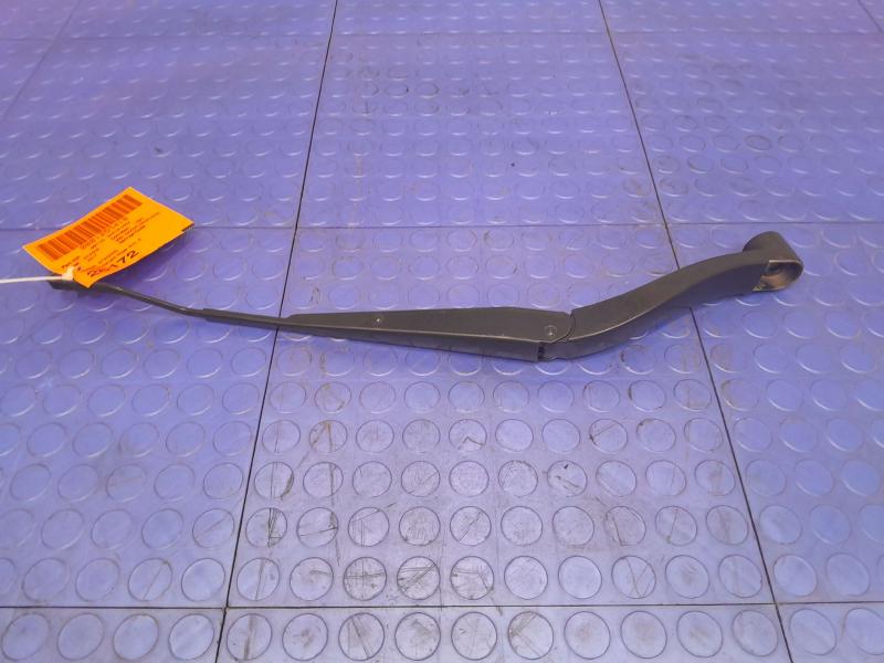 2017 GMC Acadia Wiper Arm