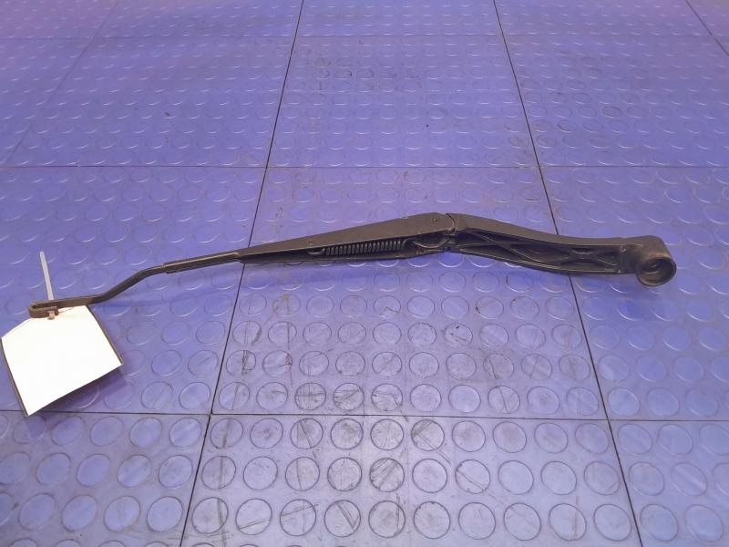 2017 GMC Acadia Wiper Arm