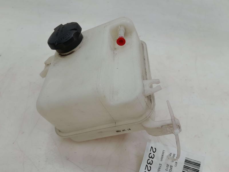 2011 - 2013 Kia Sportage Engine Coolant Overflow Reservoir OEM 254303W000